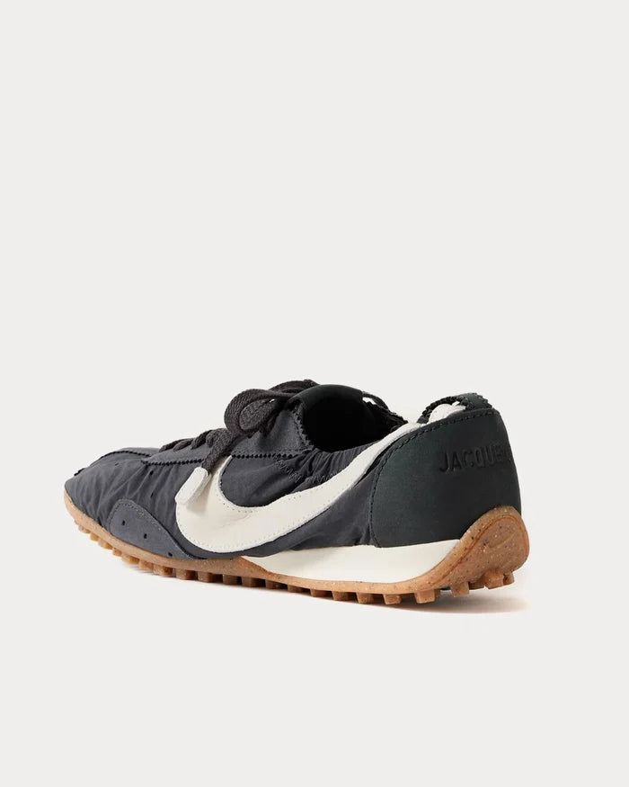 Nike x Jacquemus - Moon (Women's)